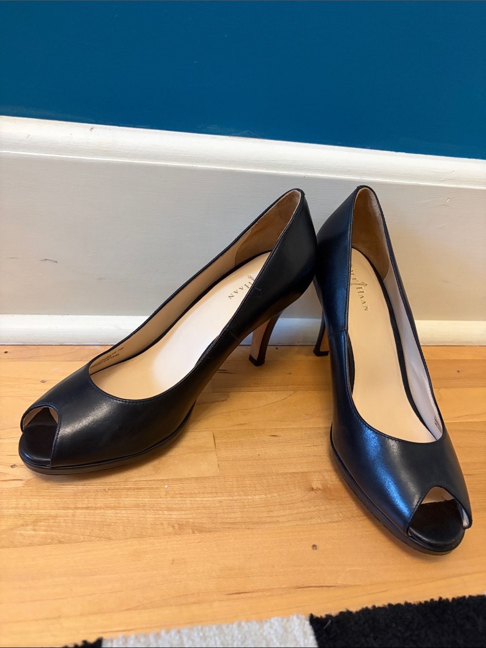 Cole Haan x Nike Air Black Peep-Toe Leather Pumps - Women 7b